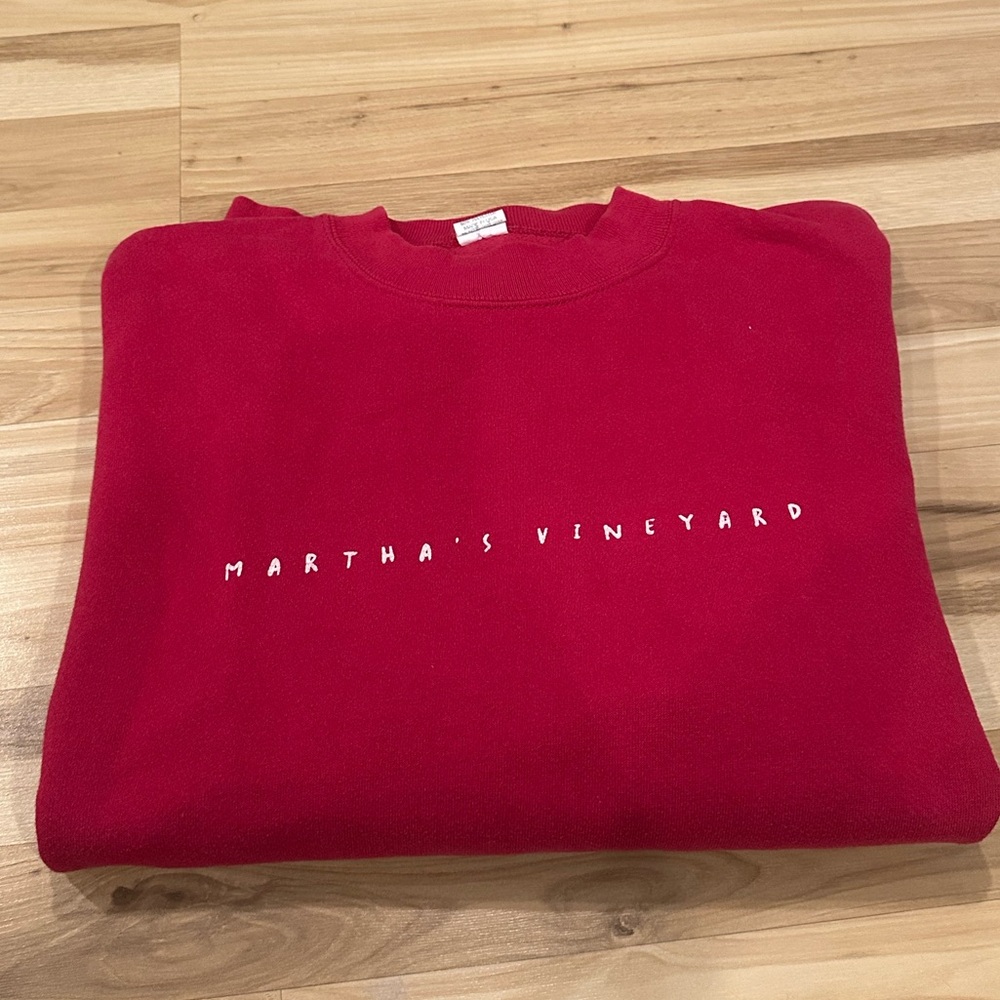 Red oversized Martha’s Vineyard crewneck - Picture 2 of 3